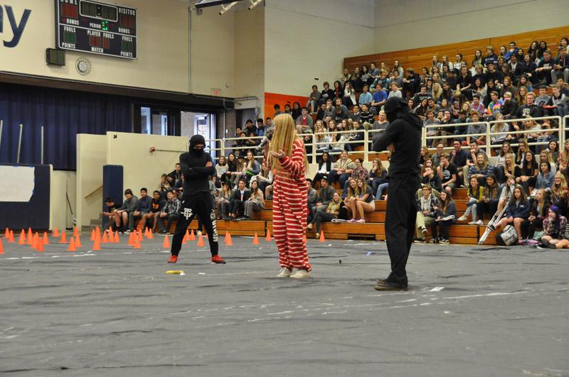 MC Carly Belin gets kidnapped by parkour ninjas 5