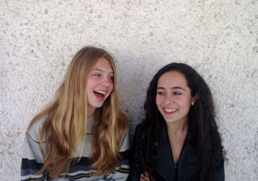 Juniors Sam Fierro and Roya Chagnon chuckle at SDAs funniest jokes.