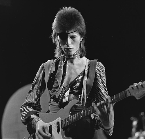 David_Bowie_-_TopPop_1974_10