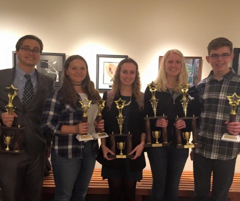 Speech and Debate Students Qualify for State
