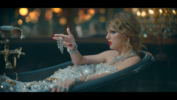 Taylor Swifts taps into her dark side in her new song and music video.