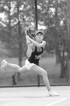 Jenn Kerr, an SDA graduate, continues her tennis success! 