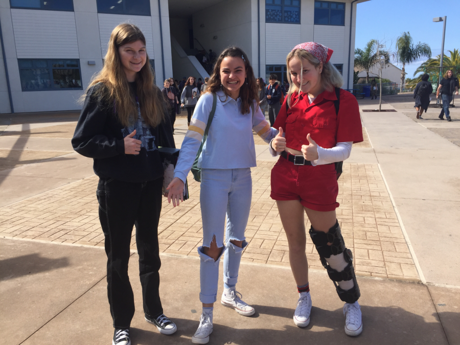 Left to right: freshmen Lauren Coffman and Julia Atkins with sophomore Simone Boutelle.