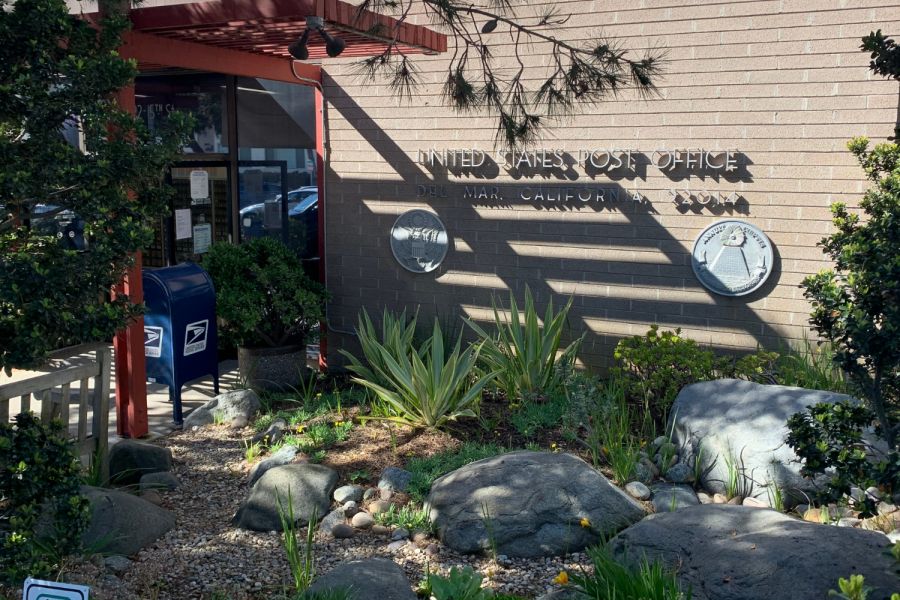 The Del Mar USPS Station