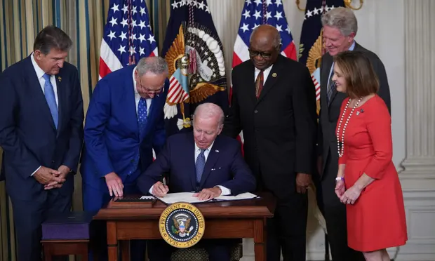 Biden+signing+the+Inflation+Reduction+Act.