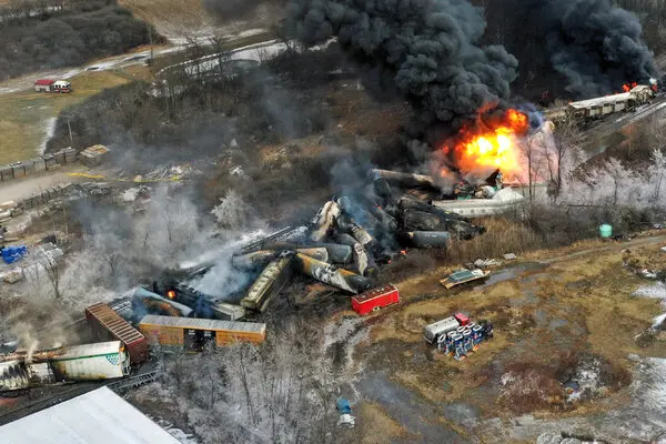 Chemical derailments in Ohio